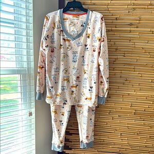 Cuddl Duds Pajamas with Animal Print Womens Large - NWOT